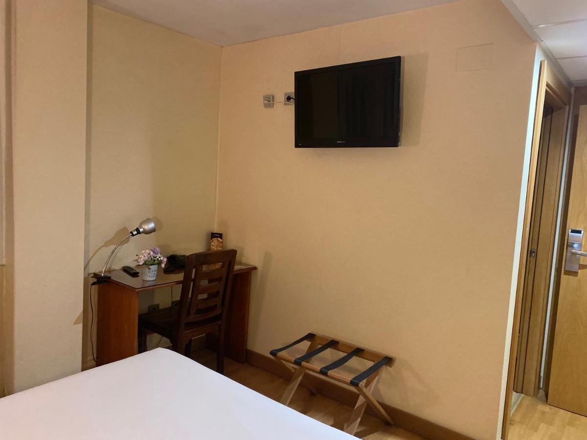 Hotel Villa De Ermua Zewnętrze zdjęcie