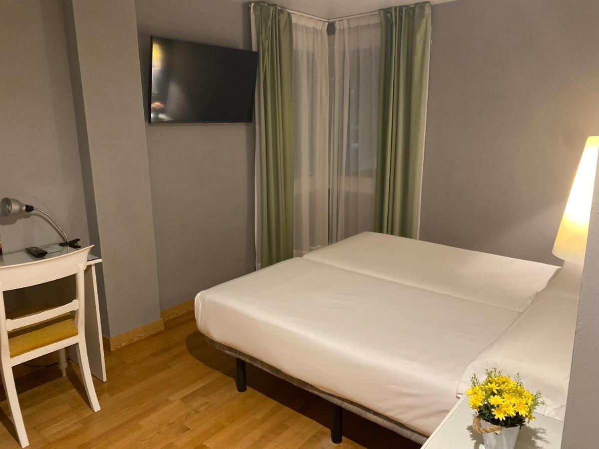 Hotel Villa De Ermua Zewnętrze zdjęcie